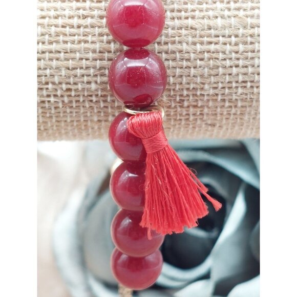 One Size Red Glass Bead & Gold Tone Slide Bracelet Tassel Shamballa MINT - Picture 9 of 11